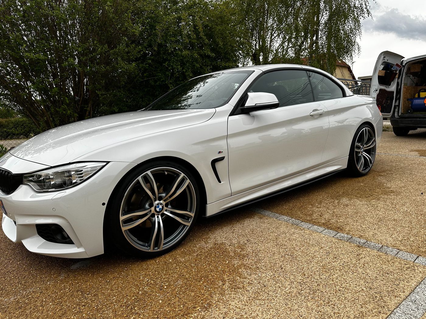 BMW cabriolet blanc après polissage